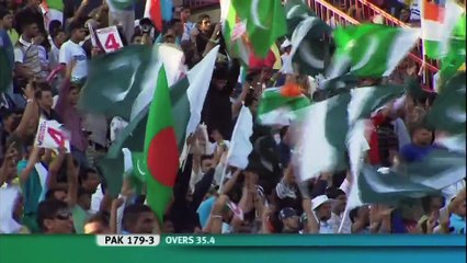 Shoaib Malik's Record-Breaking 128 at ICC Champions Trophy 🏏