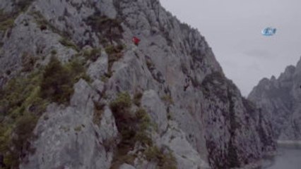 İp Üstünde 100 Saat Kaldı, Dünya Rekoru Kırdı (Ek Görüntü)