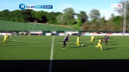 Bekhechi qui est en position de tir, mais sa frappe est trop croisée !