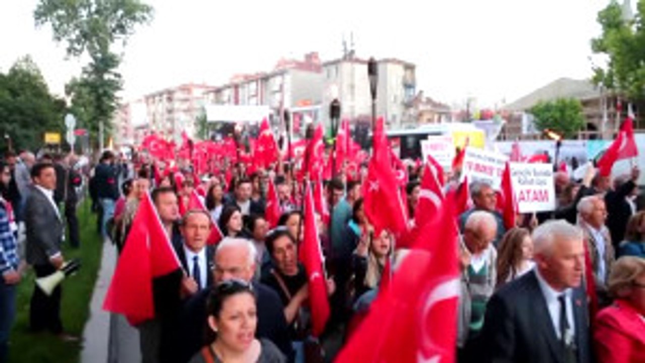 19 Mayıs Atatürk'ü Anma, Gençlik ve Spor Bayramı - Fener Alayı Düzenlendi