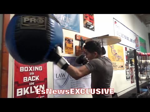 LEO SANTA CRUZ BLASTS THE WRECKING BALL WITH POWER & SPEED!!! - EsNewsEXCLUSIVE