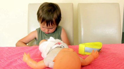 DIY Children's Doctor Kit - Creative Kid doctor with her medical set_02