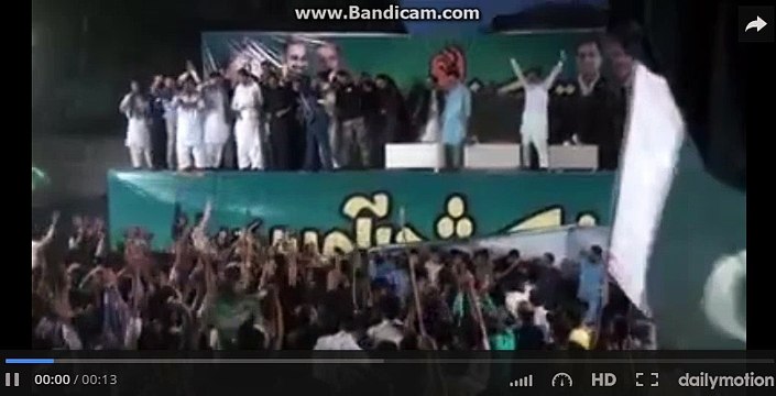 Go nawaz Go slogans in PMLN jalsa in presence of khwaja asif and abid sher Ali??Watch what happened.