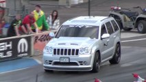 Jeep Grand Cherokee SRT8 vs Corvette