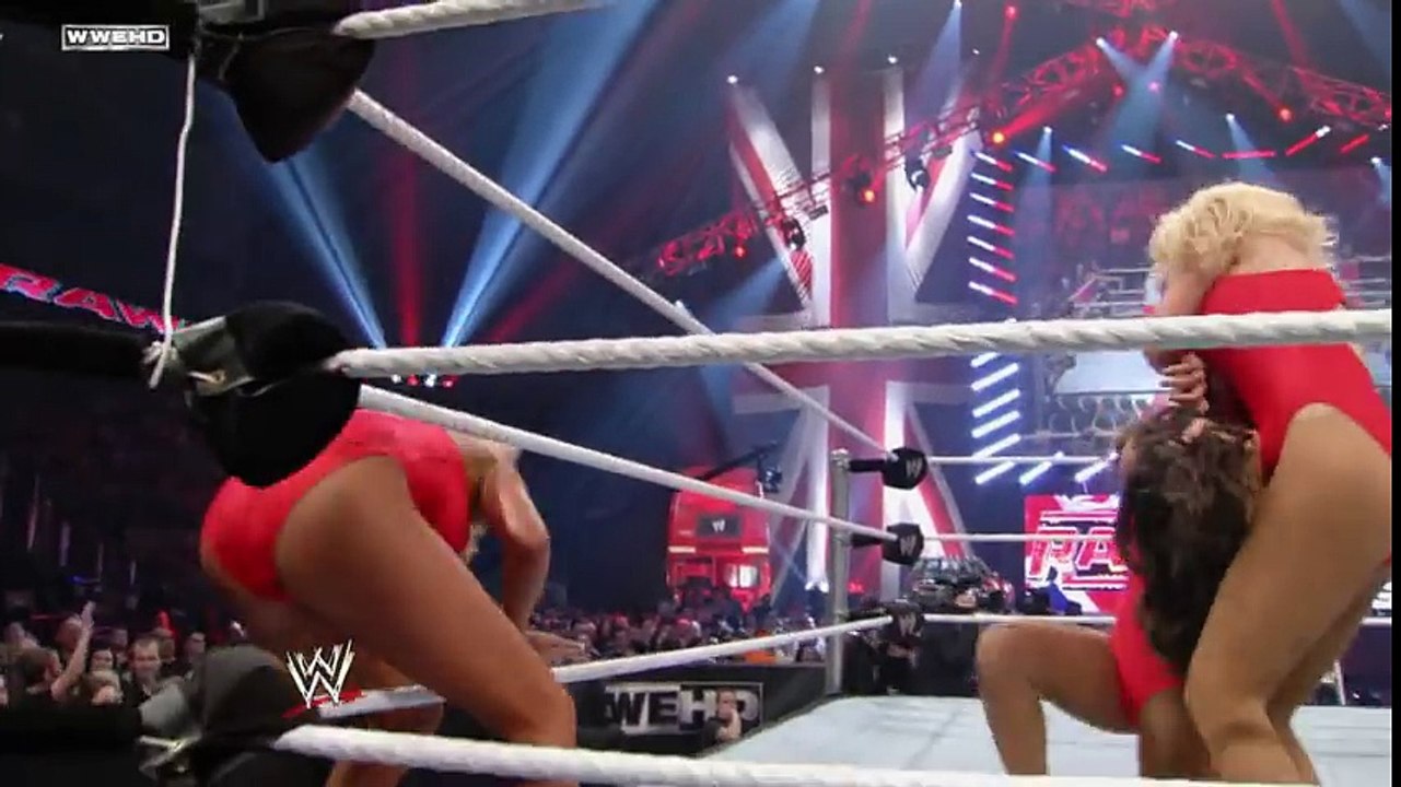 Raw- Divas Baywatch Babe Triple Threat Tag Match