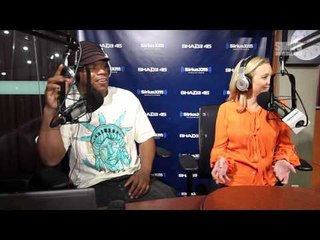Lisa Kudrow and Sway Act out a "Therapy Session" on Sway in the Morning