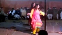 Nadia Gul Hot and Beautiful Dance In Shadi Musical Dj Party