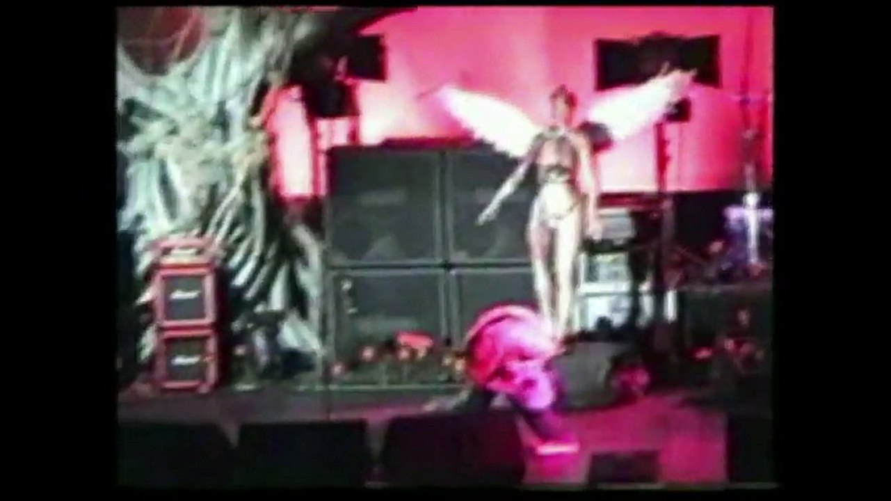 Nirvana - Kurt Cobain Interesting and Crazy Moments