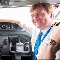 വിമാനം പറത്തും രാജാവ്..!!! #News60