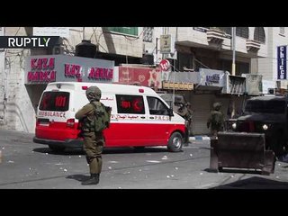 Скачать видео: ‘Day of Rage’: IDF disperses Palestinian rally over hunger strike with rubber bullets & live ammo