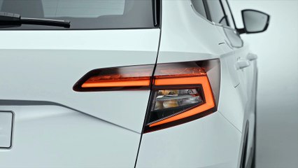 Le SUV compact Skoda Karoq affiche un design dynamique et émotif