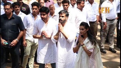 Suniel Shetty Father Passed away | Bollywood Celebs Pay Condolence