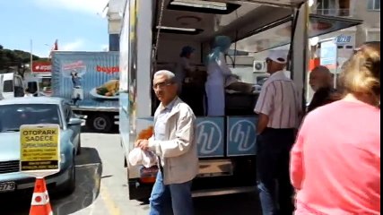 Burhaniyeli Büfeci İbrahim Erkal için lokma döktürdü