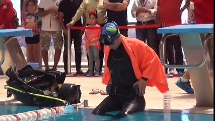 Su Altında 67.16 Metre Yürüyerek Dünya Rekoru Kırdı