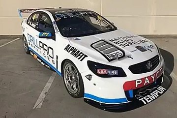 Watch Winton Qld V8 Supercars