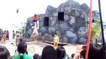 Giant Trampoline Performance Amazes Kids