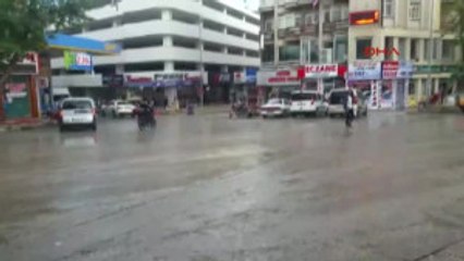 Elazığ'da Dolu, Bingöl'de Fırtına, Hayatı Olumsuz Etkiledi