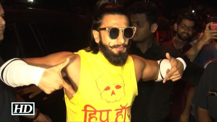 Watch- Ranveer Singh’s Funky yet CRAZY Look