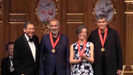 Tres arquitectos españoles reciben el Pritzker en Tokio