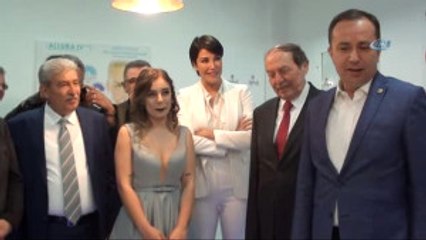 Ünlü Manken Deniz Akkaya Güzel Kalmanın Sırrını Açıkladı