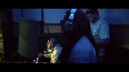 Tego Calderon Trabajando Tema "No Me Quiere"
