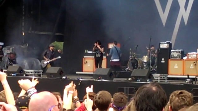 sleeping with sirens @ leeds festival
