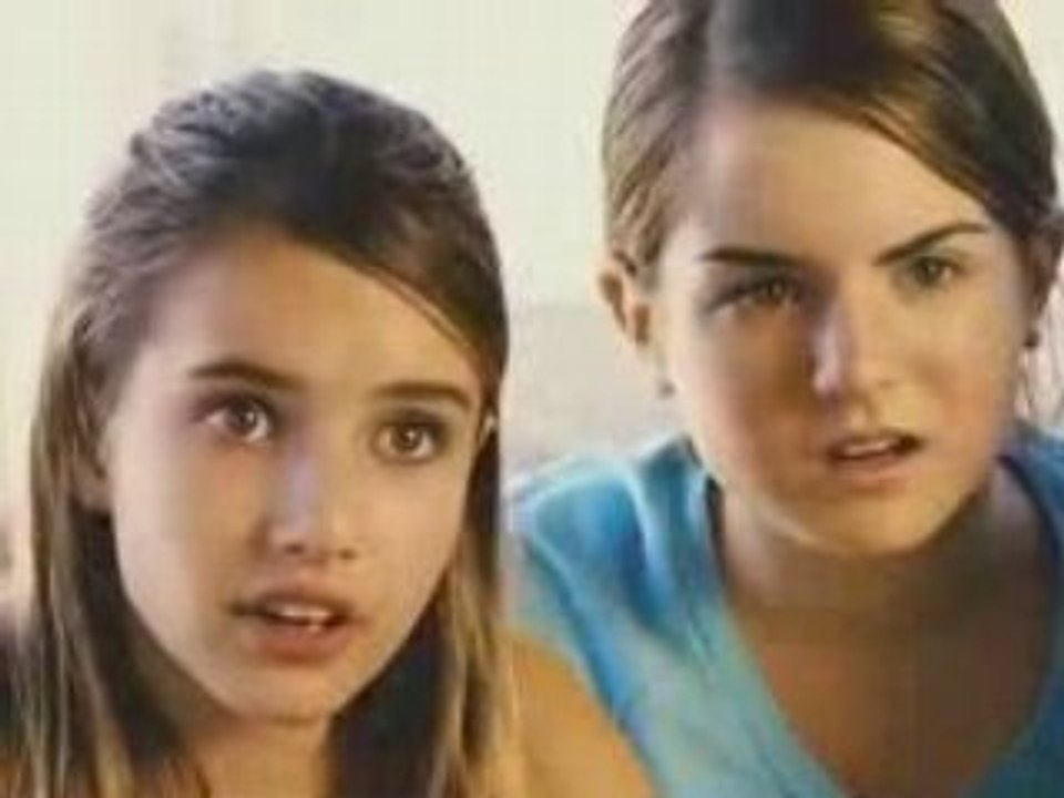 Trailer "Aquamarine" with JoJo, Emma Roberts & Sara Paxton