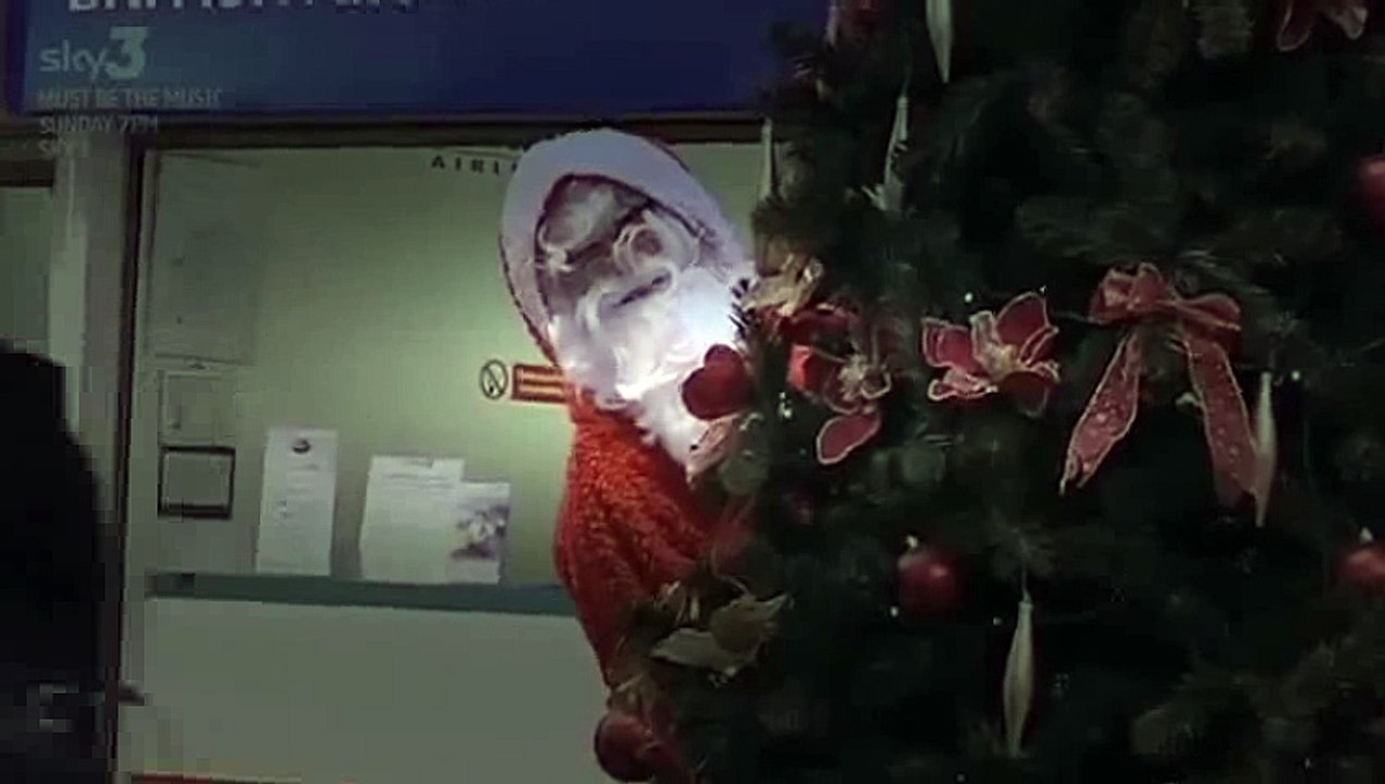 Airline UK Easyjet TV Show - S05E05