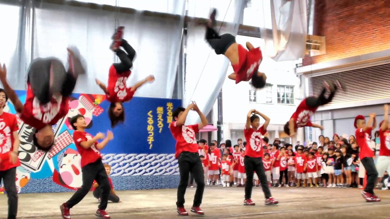 スタジオMJ with 九州男児新鮮組 ダンスメドレー 第45回水の祭典 久留米まつり 六角堂広場ストリート