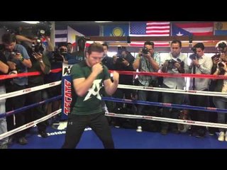 CANELO SHADOW BOXING AHEAD OF AMIR KHAN CLASH MAY 7TH - EsNews Boxing