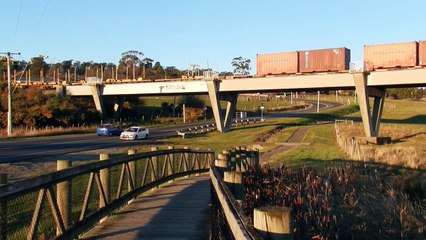 TR08 2002 Container empty log train crossing the Henry street bridge