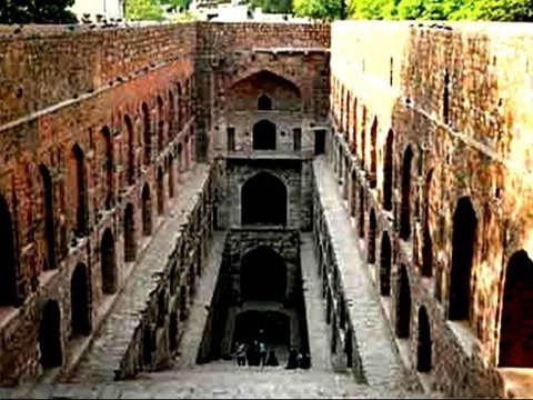 Agrasen Ki Baoli ( Hindi )