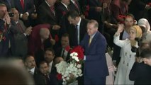 AK Parti 3. Olağanüstü Büyük Kongresi 'Recep Tayyip Erdoğan' Sloganlarıyla Başladı 6