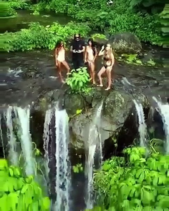 Air Terjun Sekumpul - North Bali.