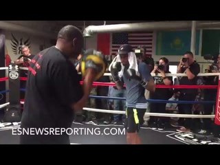 DOMINIC WADE SHOWS HE HAS POP TO HIS PUNCHES DURING MITT WORK - EsNews Boxing
