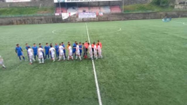 Amatör Maçta Hakemlere Protesto