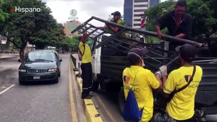 Download Video: La cara que ofrece Caracas un día después de marchas y represión