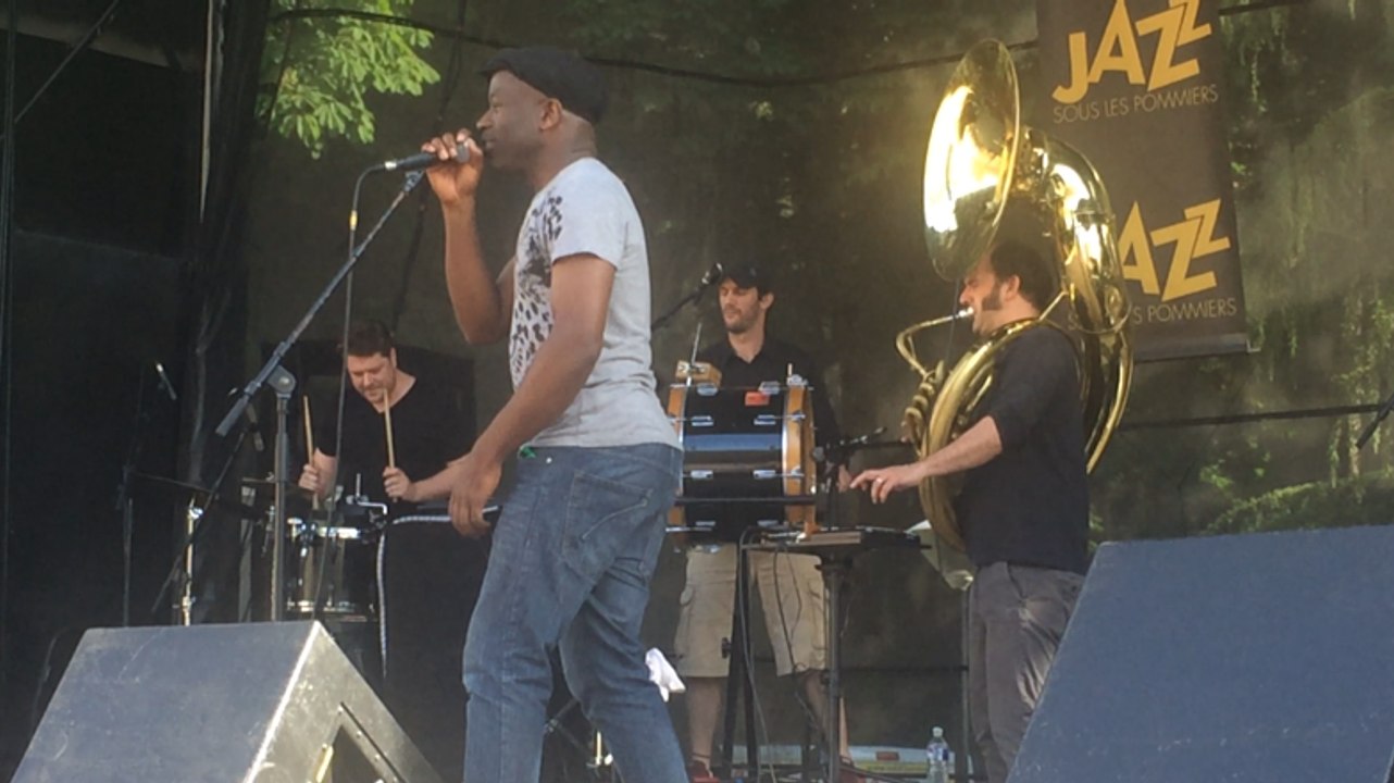 Bad fat, Dimanche en fanfares