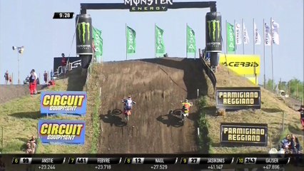 MXGP of Germany Coldenhoff passes Anstie plus Coldenhoff mistake