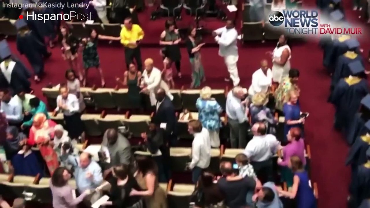 Una graduación en EEUU casi terminó en una batalla campal