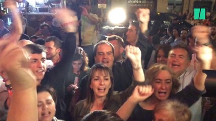 "Los militantes aquí están" gritos en la calle Ferraz
