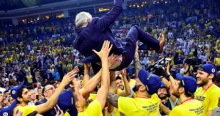 Erdoğan Euroleague'de Şampiyon Olan Fenerbahçe'yi Tebrik Etti