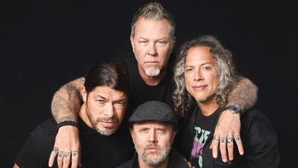 Metallica Pay Tribute to Chris Cornell During Boston Show | Billboard News