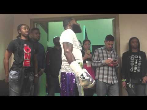 Adrien Broner vs Manny Pacquiao who wins? EsNews Boxing