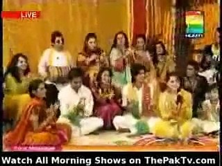 MODERN VERSION : CHITTA KUKARH BY SARA RAZA - PAKISTANI MORNING SHOW