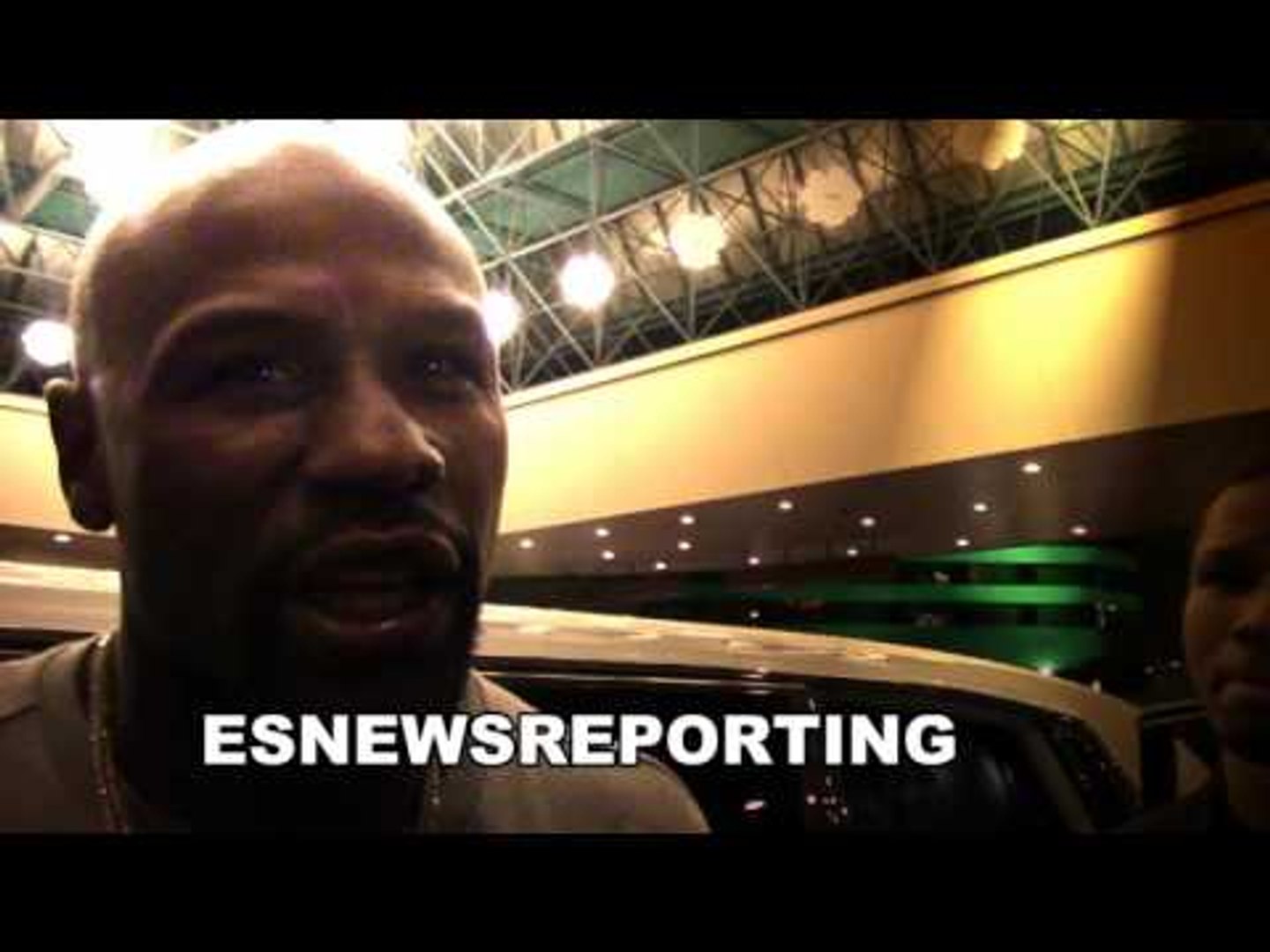 ⁣floyd mayweather to seckbach i am going to get you a new camera EsNews Boxing