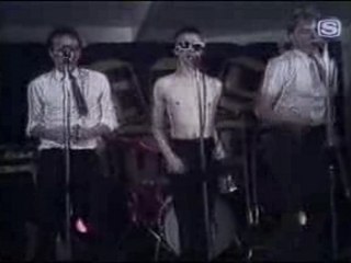 Toy Dolls - Nellie The Elephant