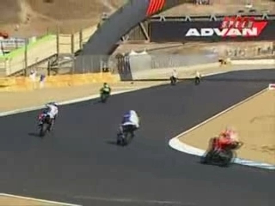 AMA SBK 2007 LAGUNA SECA RD19 2 LAST LAPS