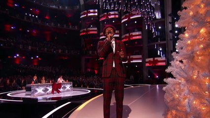 Heidi Klum Sings 'Santa Baby' With Sal Valentinetti - America's Got Talent 2016-r02_PqSoaGM