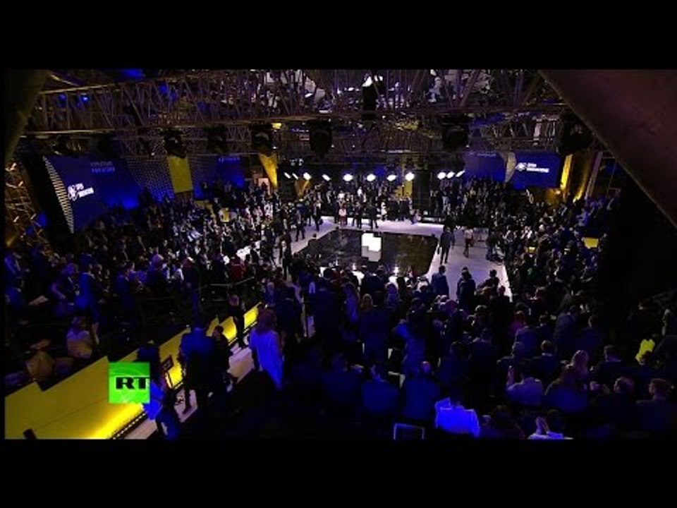 Fire alarm prompts evacuation of Russian PM & other participants at innovation hub forum